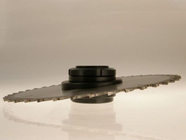 Kolísavé upínací pouzdro s klíčem 22 5748