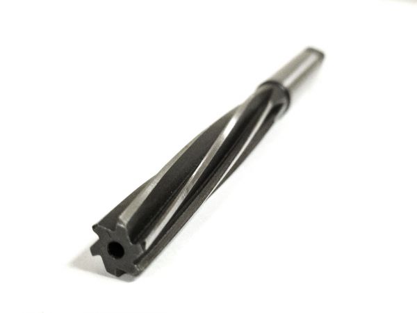 Výstružník ruční s válcovou stopkou