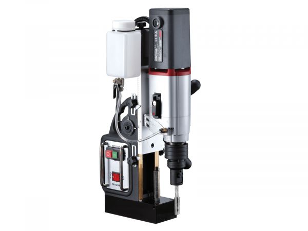 Patentovaná magnetická vrtačka a závitořez AGP TP2000