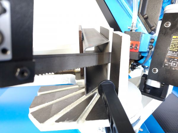 Pásová pila na kov PMS 215/240 MOV Pilana