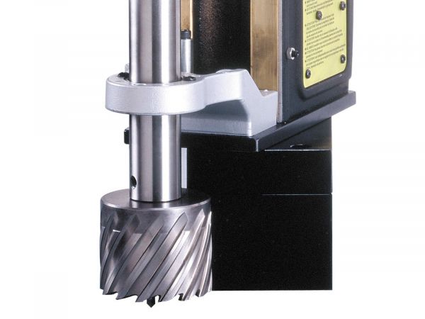 Magnetická vrtačka a závitořez s posuvnou základnou 4-rychlostní MDS750-4